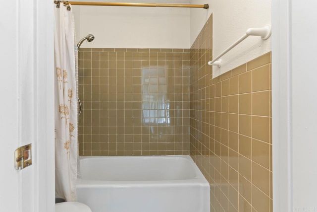 154 La Vista Lane, Hot Springs Village, AR 71909