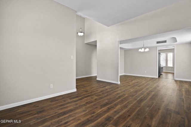 6308 LOMA DE CRISTO Drive, El Paso, TX 79912