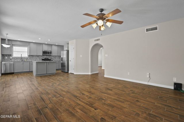 6308 LOMA DE CRISTO Drive, El Paso, TX 79912