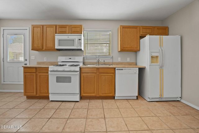 6308 LOMA DE CRISTO Drive, El Paso, TX 79912