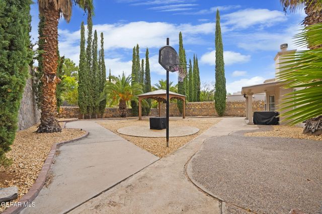 6308 LOMA DE CRISTO Drive, El Paso, TX 79912