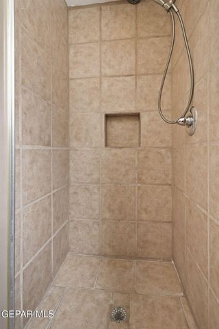 6308 LOMA DE CRISTO Drive, El Paso, TX 79912