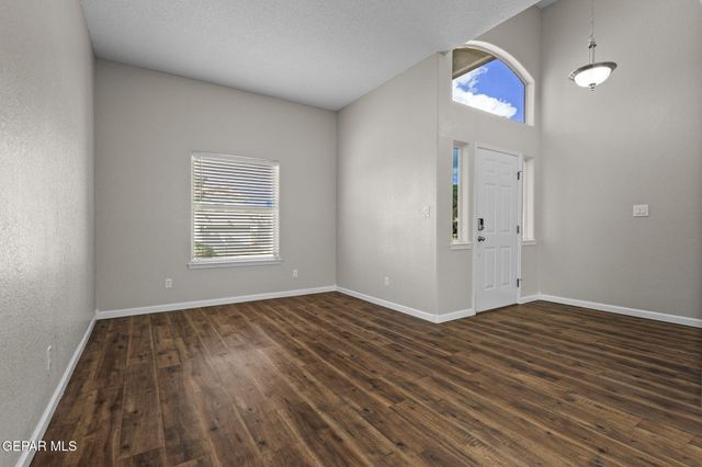 6308 LOMA DE CRISTO Drive, El Paso, TX 79912