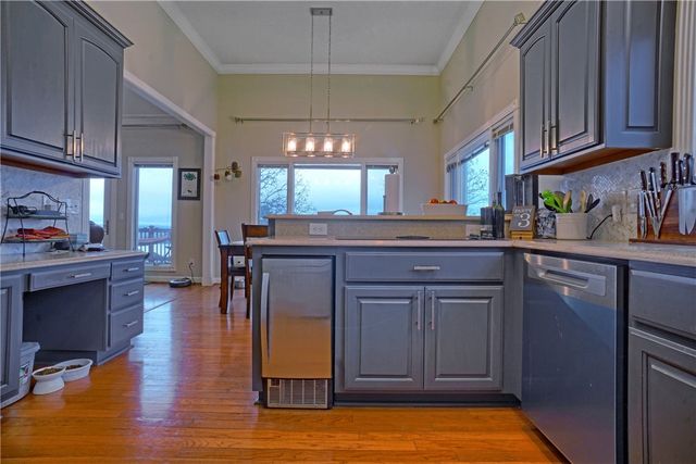 49 Castle Rock Drive, Russellville, AR 72802