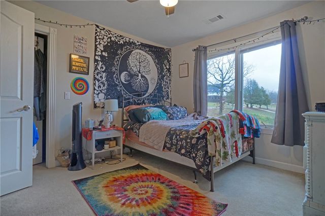 49 Castle Rock Drive, Russellville, AR 72802