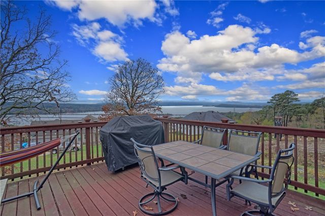 49 Castle Rock Drive, Russellville, AR 72802