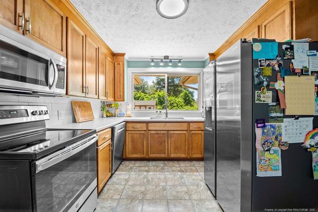 519 Vista Drive, Fayetteville, NC 28305
