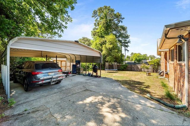 519 Vista Drive, Fayetteville, NC 28305