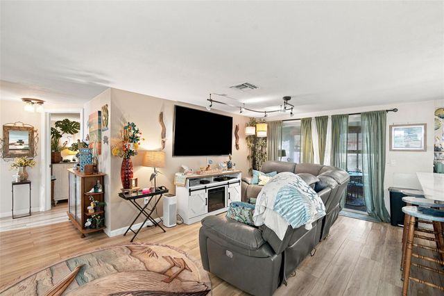 12816 4TH ISLE, Hudson, FL 34667