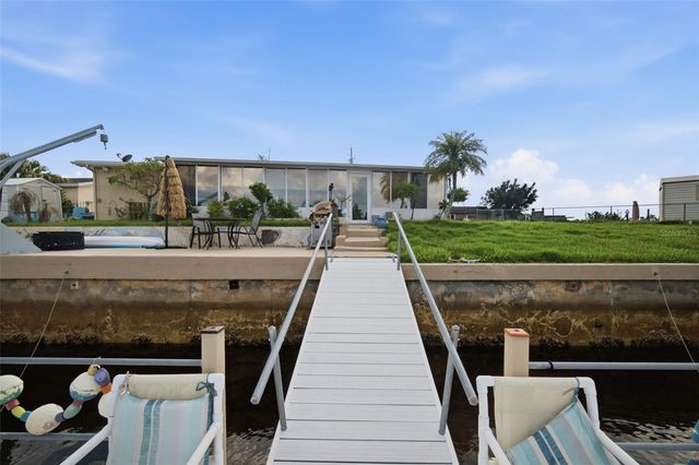 12816 4TH ISLE, Hudson, FL 34667