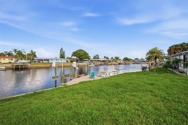 12816 4TH ISLE, Hudson, FL 34667