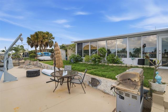 12816 4TH ISLE, Hudson, FL 34667