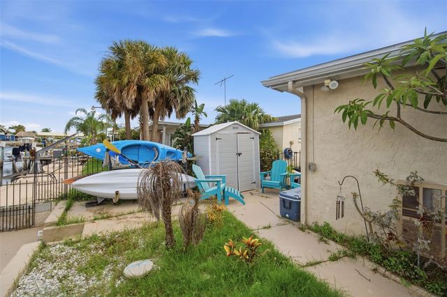 12816 4TH ISLE, Hudson, FL 34667