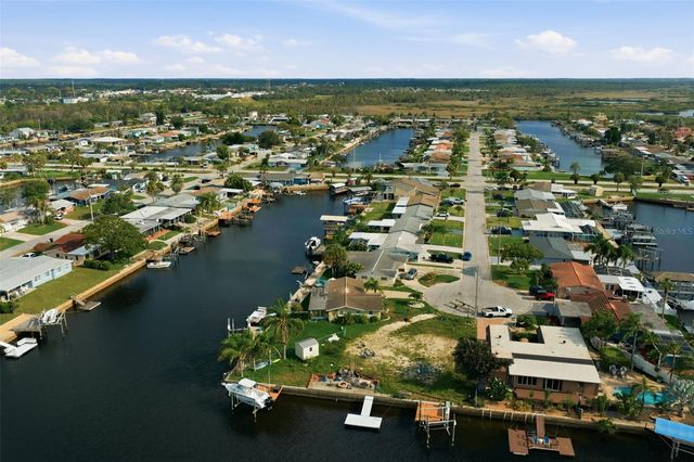 12816 4TH ISLE, Hudson, FL 34667