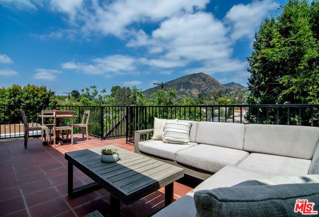 3346 Troy Drive, Los Angeles, CA 90068