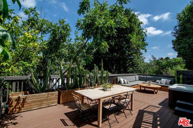 3346 Troy Drive, Los Angeles, CA 90068