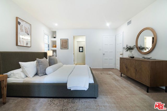 3346 Troy Drive, Los Angeles, CA 90068
