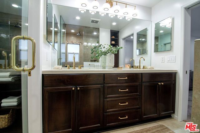 3346 Troy Drive, Los Angeles, CA 90068