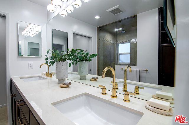 3346 Troy Drive, Los Angeles, CA 90068