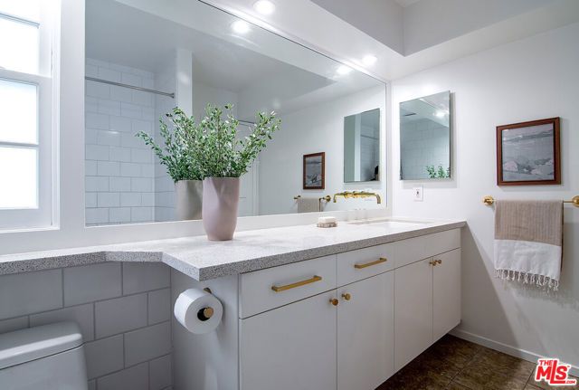 3346 Troy Drive, Los Angeles, CA 90068