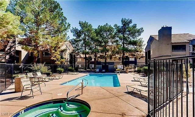 5250 South Rainbow Boulevard 2058, Las Vegas, NV 89118