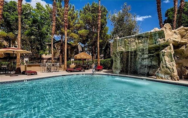 5250 South Rainbow Boulevard 2058, Las Vegas, NV 89118