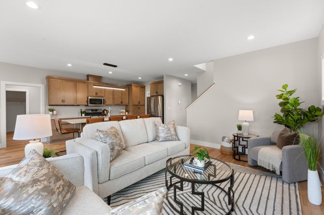 4963 Noble Drive NW, Rochester, MN 55901