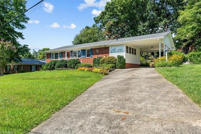 1326 Brookdale Drive, Asheboro, NC 27205