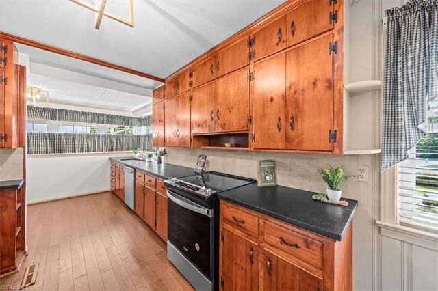 1326 Brookdale Drive, Asheboro, NC 27205