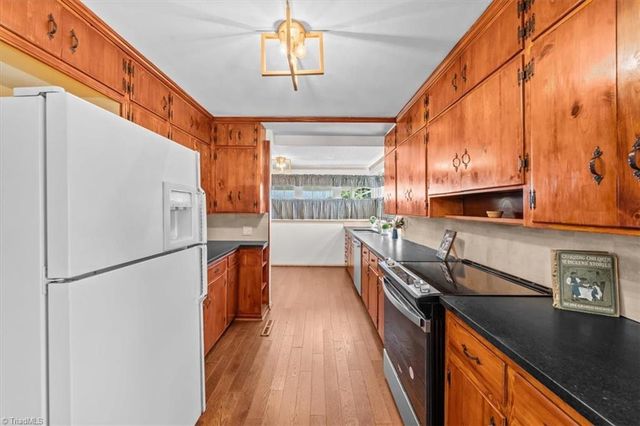 1326 Brookdale Drive, Asheboro, NC 27205
