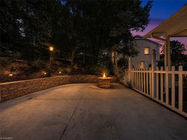 1326 Brookdale Drive, Asheboro, NC 27205