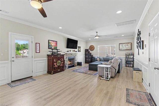 1260 Big Bethel PL, Hampton, VA 23666