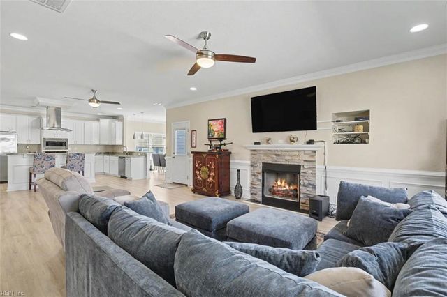 1260 Big Bethel PL, Hampton, VA 23666