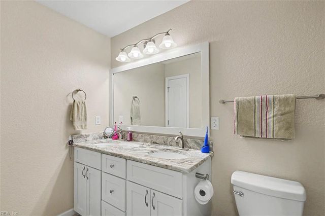 1260 Big Bethel PL, Hampton, VA 23666