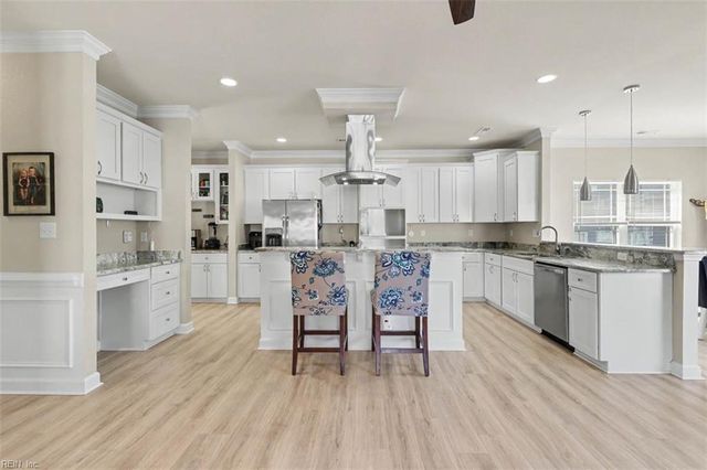 1260 Big Bethel PL, Hampton, VA 23666