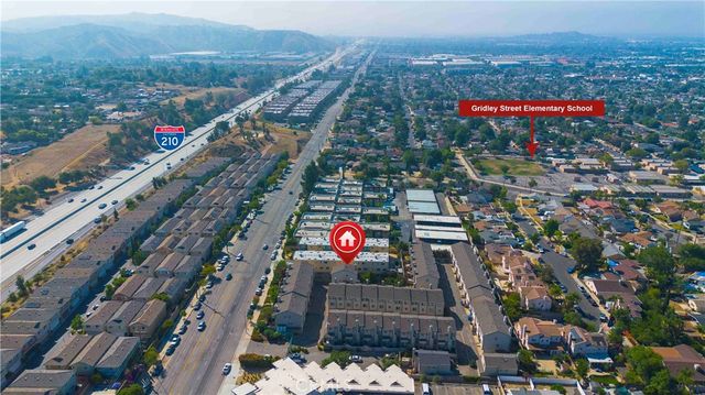 13550 Foothill Blvd 14, Sylmar, CA 91342