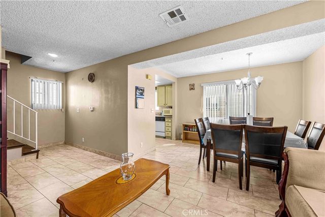 13550 Foothill Blvd 14, Sylmar, CA 91342