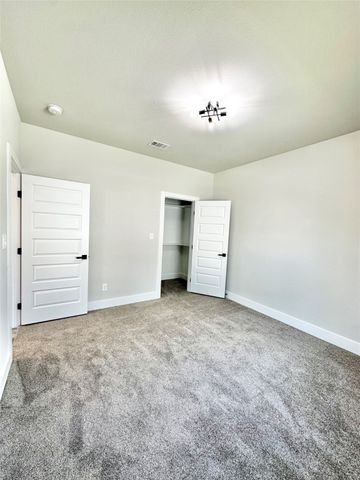 1522 Hemphill Street, Greenville, TX 75401