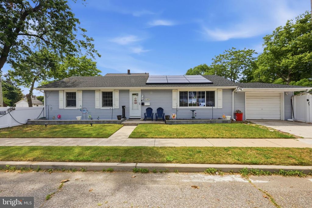 448 LINCOLN AVE, Paulsboro, NJ 08066