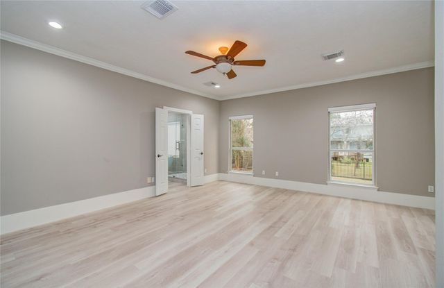 3315 E Bayou Drive, Shoreacres, TX 77571