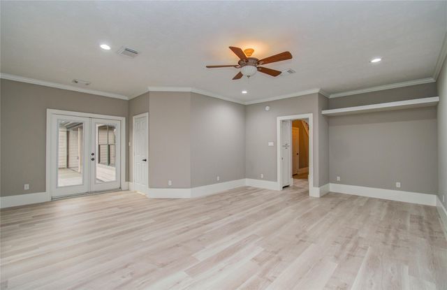 3315 E Bayou Drive, Shoreacres, TX 77571