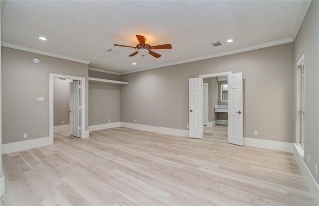 3315 E Bayou Drive, Shoreacres, TX 77571