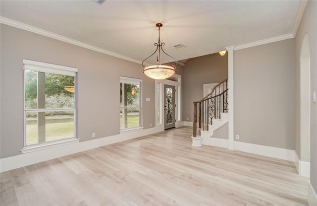 3315 E Bayou Drive, Shoreacres, TX 77571