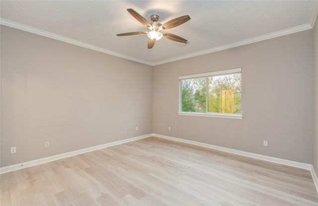 3315 E Bayou Drive, Shoreacres, TX 77571