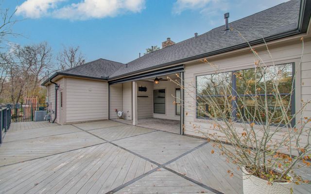 3315 E Bayou Drive, Shoreacres, TX 77571