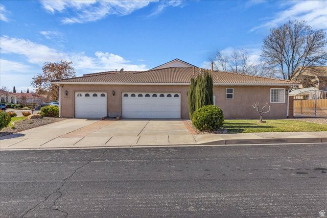 2313 E 700 N, St. George, UT 84790
