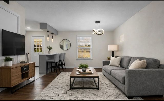 4941 N Hall Street, Dallas, TX 75235