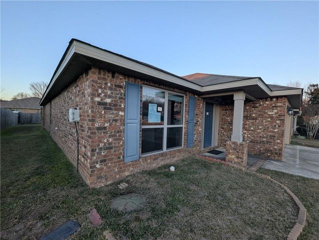 1307 Fairlawn Drive, Semmes, AL 36575