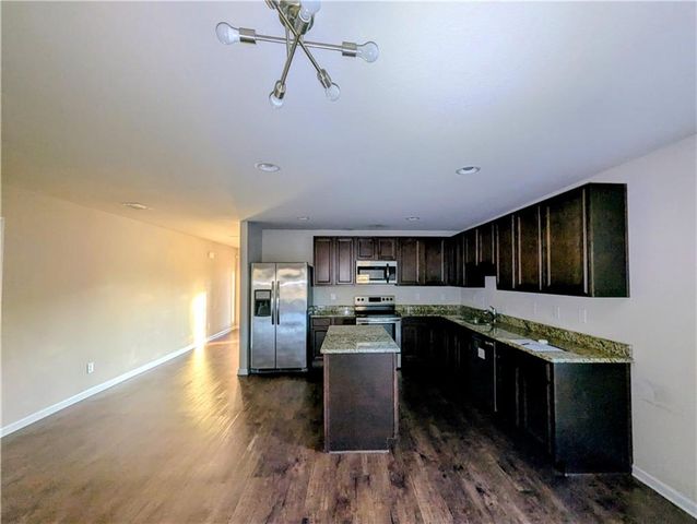 1307 Fairlawn Drive, Semmes, AL 36575