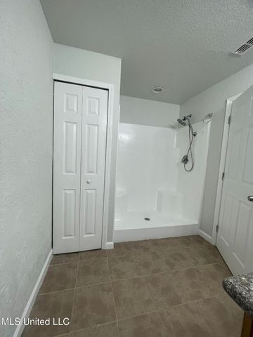 6098 W Ridley Street, Bay Saint Louis, MS 39520